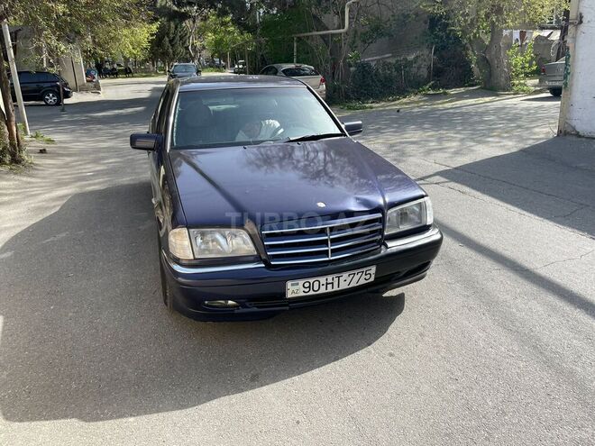 Mercedes C 180 1996, 245,000 km - 1.8 l - Bakı
