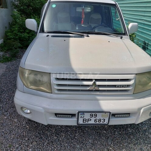 Mitsubishi Pajero io 2000, 290,693 km - 1.8 l - Bərdə