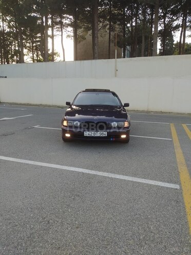 BMW 528 1997, 258,000 km - 2.8 l - Sumqayıt