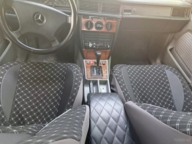 Mercedes 190 1991, 345,000 km - 2.0 л - Bakı