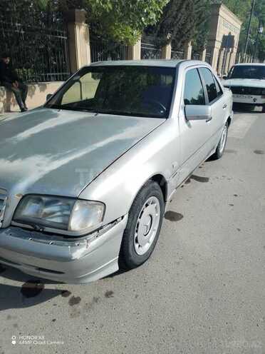 Mercedes C 280 1995, 412,000 km - 2.8 l - Sabirabad