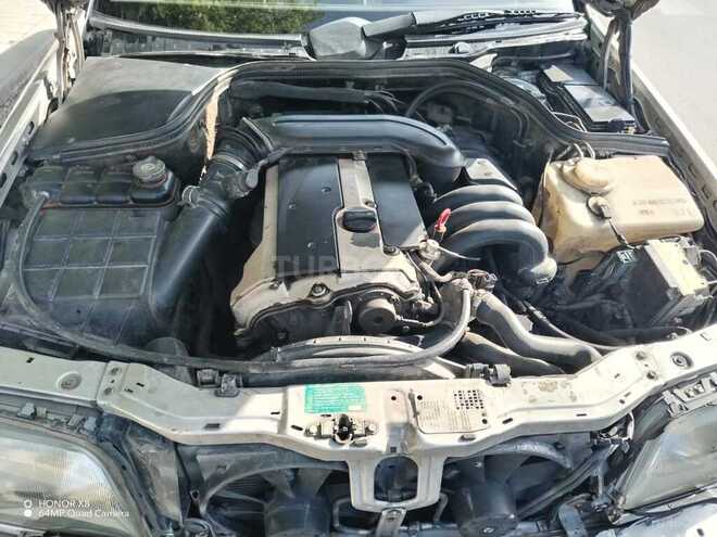 Mercedes C 280 1995, 412,000 km - 2.8 l - Sabirabad