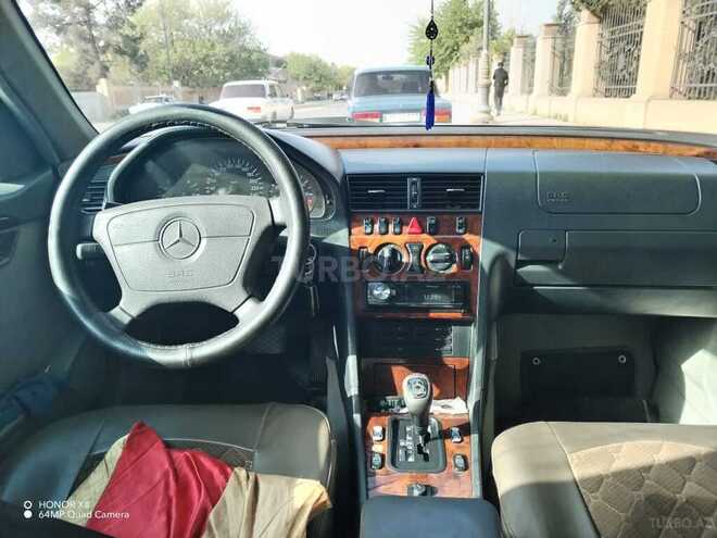 Mercedes C 280 1995, 412,000 km - 2.8 l - Sabirabad