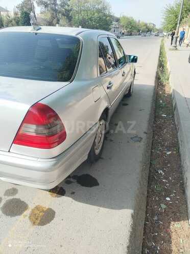 Mercedes C 280 1995, 412,000 km - 2.8 l - Sabirabad