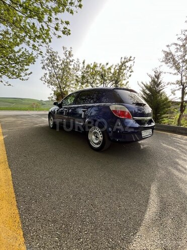 Opel Astra 2005, 133,000 km - 1.4 л - Şamaxı