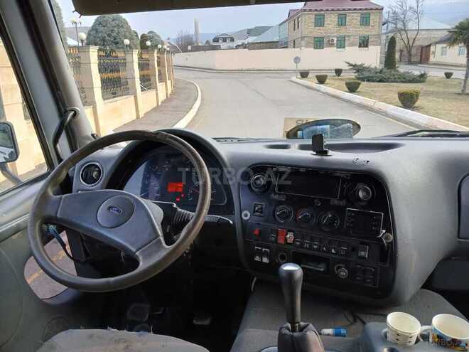 Ford Cargo 2006, 185,000 km - 9.7 l - Göygöl