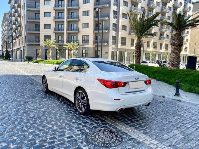 Infiniti Q50 2015, 177,000 km - 2.2 л - Bakı