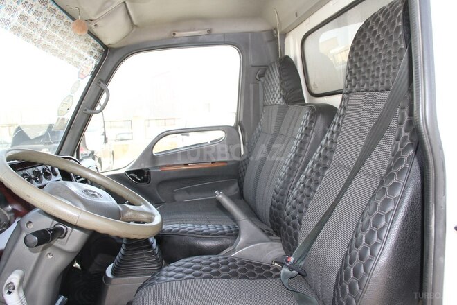 Hyundai HD-65 2012, 326,000 km - 3.9 l - Bakı