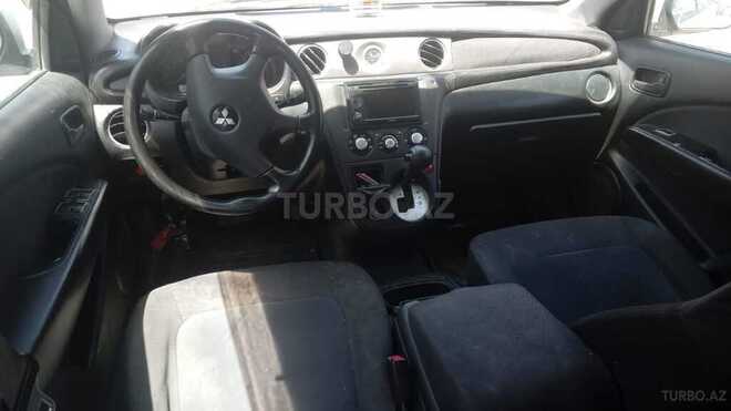 Mitsubishi Airtrek 2004, 215,000 km - 2.0 л - Bakı