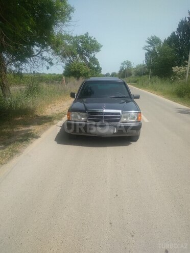 Mercedes 190 1992, 136,000 km - 2.0 l - Sabirabad