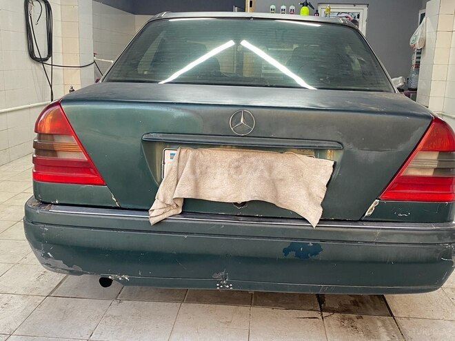 Mercedes C 220 1994, 250,000 km - 2.2 л - Bakı