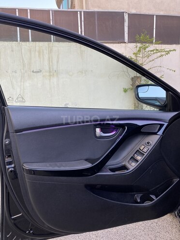 Hyundai Elantra 2015, 238,000 km - 1.8 l - Bakı