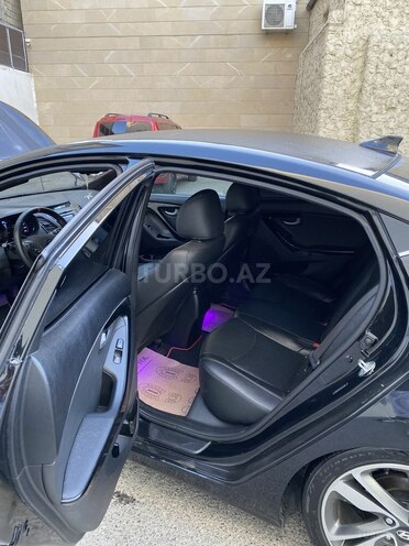 Hyundai Elantra 2015, 238,000 km - 1.8 l - Bakı
