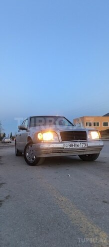 Mercedes E 250 1993, 777,777 km - 2.5 l - Bakı