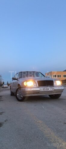 Mercedes E 250 1993, 777,777 km - 2.5 l - Bakı