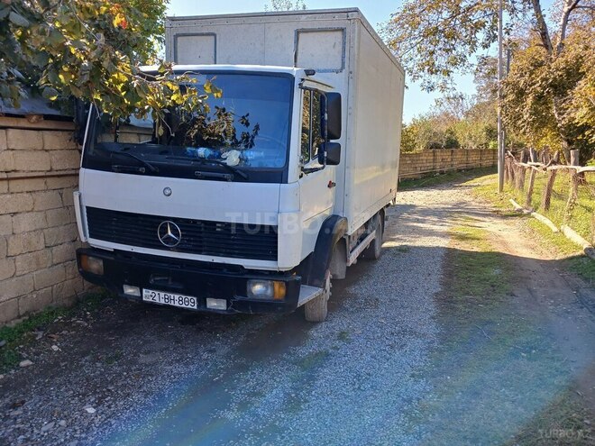 Mercedes 709 D 1993, 490,000 km - 4.3 l - Qəbələ