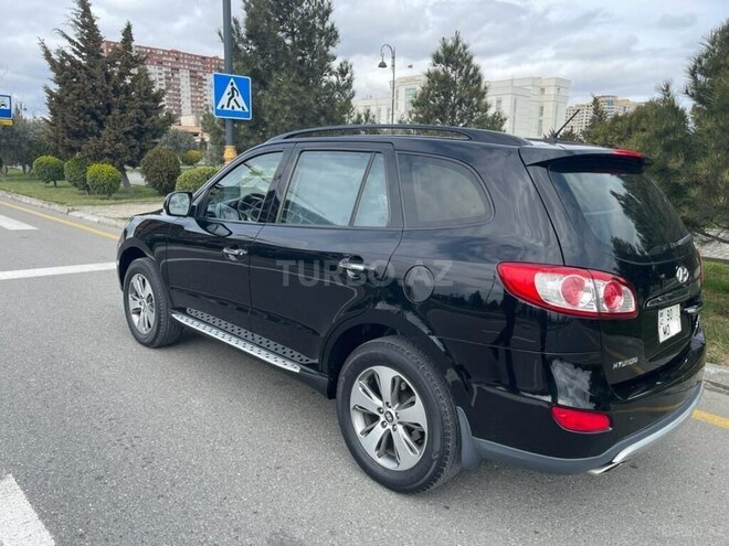 Hyundai Santa Fe 2011, 198,000 km - 2.4 л - Bakı
