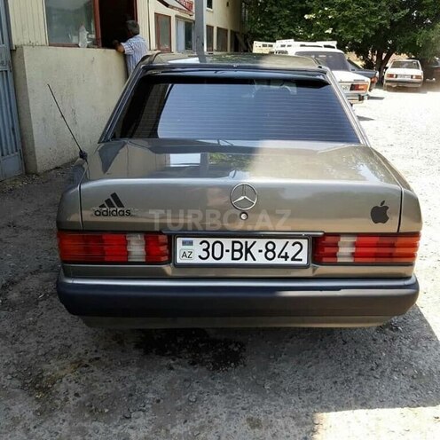 Mercedes 190 1991, 432,852 km - 1.8 л - Beyləqan