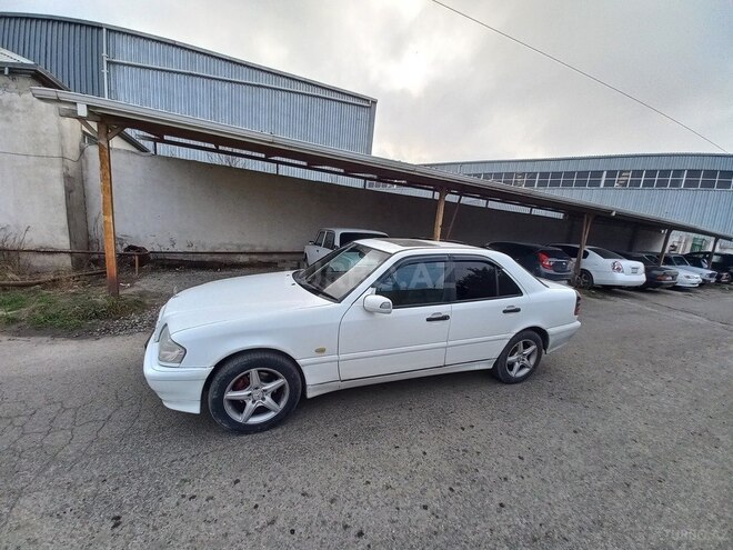 Mercedes C 200 1998, 318,000 km - 2.0 l - Bakı