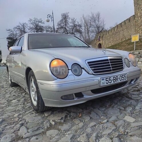 Mercedes E 220 2000, 428,963 km - 2.2 l - Oğuz