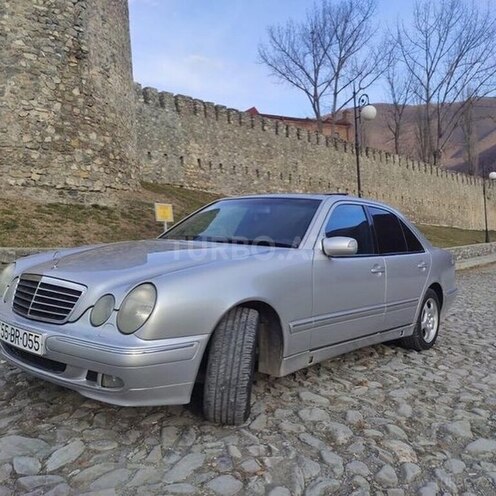 Mercedes E 220 2000, 428,963 km - 2.2 l - Oğuz