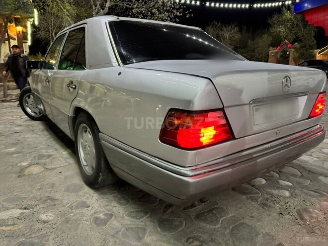 Mercedes E 200 1994, 400,000 km - 2.0 l - Sabirabad