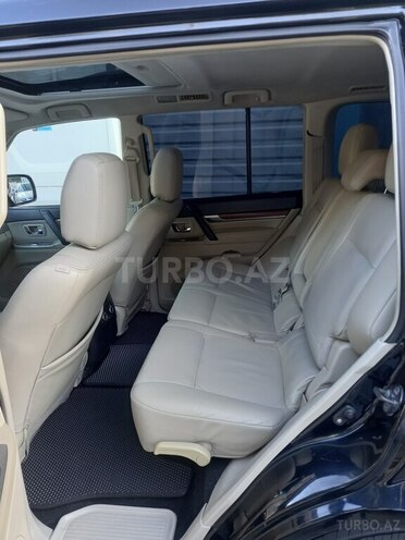 Mitsubishi Pajero 2007, 229,000 km - 3.0 л - Bakı
