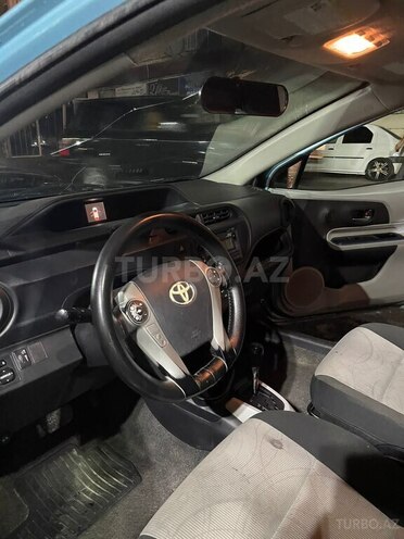 Toyota Prius C 2012, 183,547 km - 1.5 l - Bakı