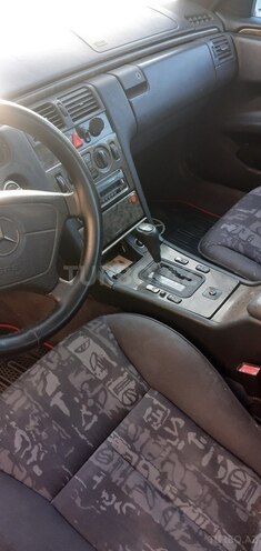 Mercedes E 230 1995, 488,000 km - 2.3 l - Bakı