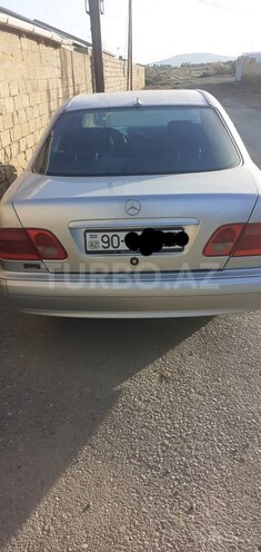 Mercedes E 230 1995, 488,000 km - 2.3 l - Bakı