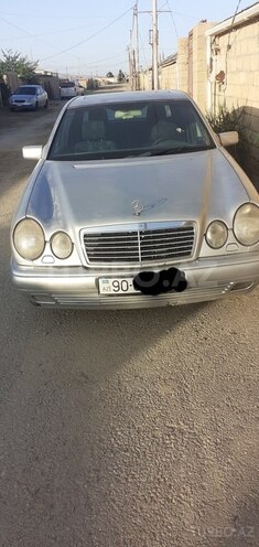 Mercedes E 230 1995, 488,000 km - 2.3 l - Bakı