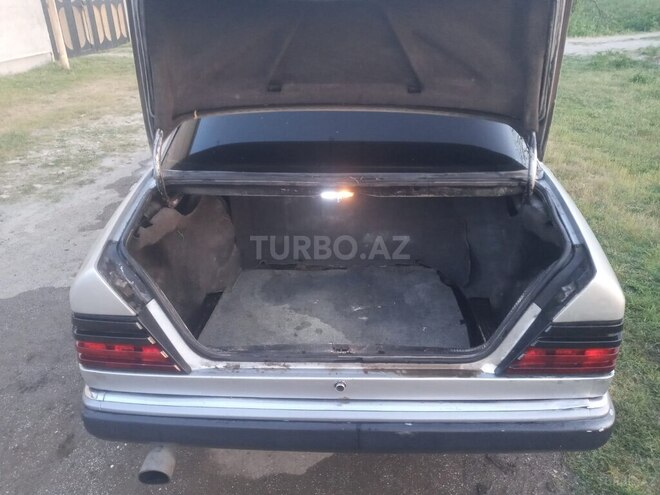 Mercedes E 200 1990, 458,700 km - 2.0 l - Lənkəran