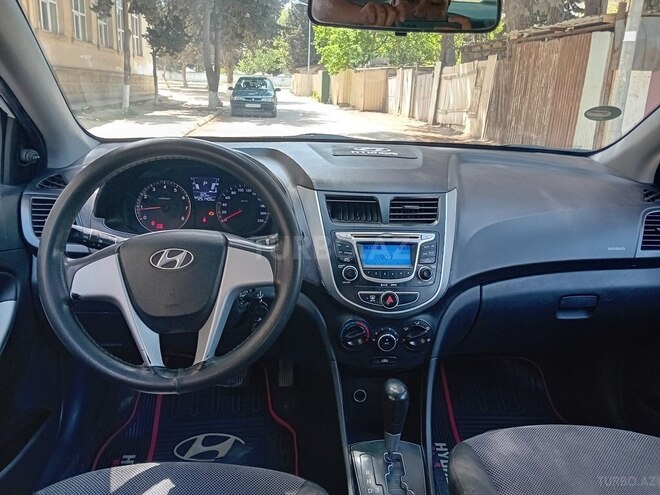 Hyundai Accent 2011, 251,000 km - 1.4 л - Bakı