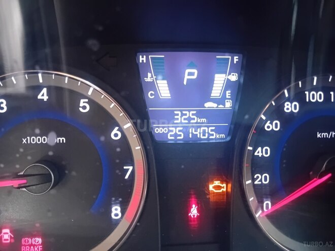 Hyundai Accent 2011, 251,000 km - 1.4 л - Bakı