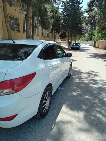 Hyundai Accent 2011, 251,000 km - 1.4 л - Bakı