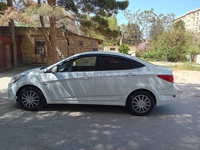 Hyundai Accent 2011, 251,000 km - 1.4 л - Bakı