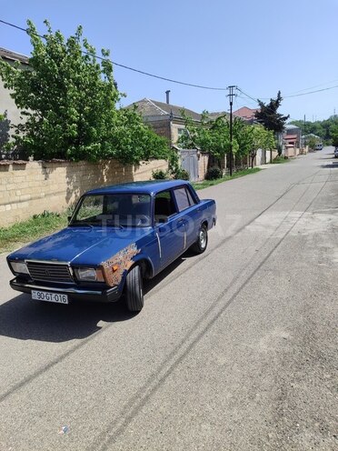 LADA (VAZ) 2107 2009, 50,000 km - 1.6 l - Quba