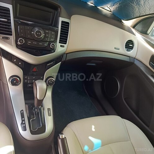 Chevrolet Cruze 2011, 239,800 km - 1.4 l - Bakı