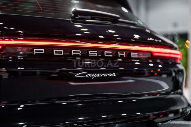Porsche Cayenne-6
