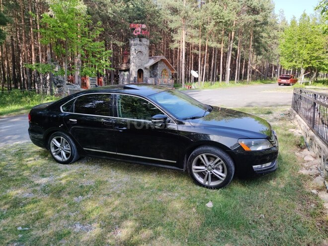 Volkswagen Passat 2013, 237,000 km - 2.0 л - Zaqatala