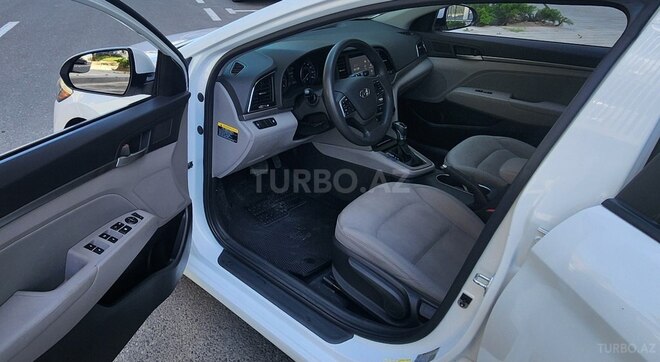 Hyundai Elantra 2016, 65,000 km - 2.0 l - Bakı