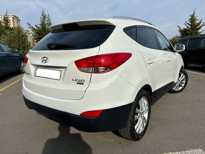 Hyundai Tucson 2011, 195,600 km - 2.0 л - Bakı