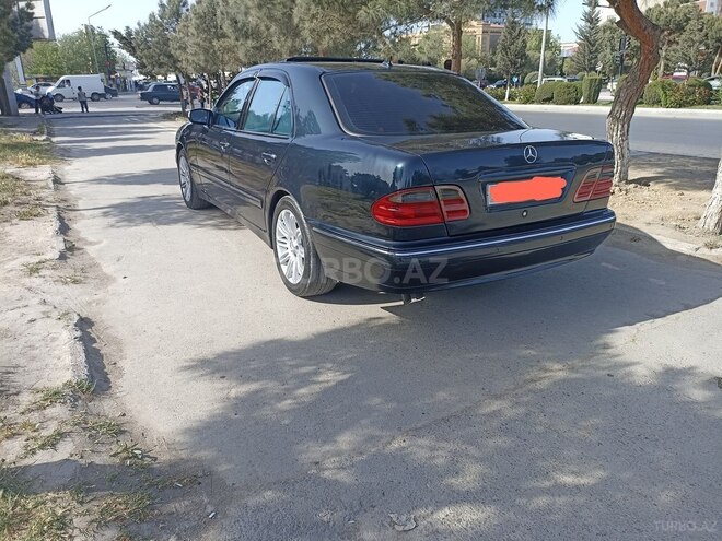 Mercedes E 240 2000, 281,223 km - 2.4 л - Bakı