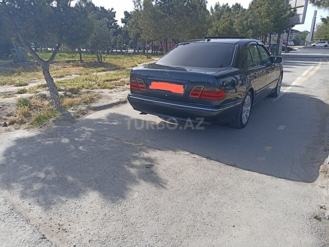 Mercedes E 240 2000, 281,223 km - 2.4 л - Bakı