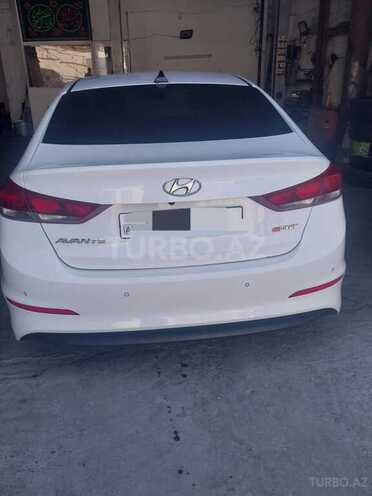 Hyundai Elantra 2016, 165,404 km - 1.6 l - Bakı