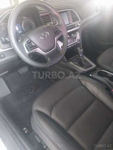 Hyundai Elantra 2016, 165,404 km - 1.6 l - Bakı