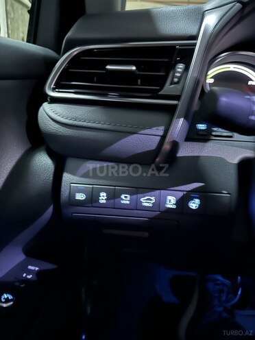 Toyota Camry 2023, 8,500 km - 2.5 l - Bakı