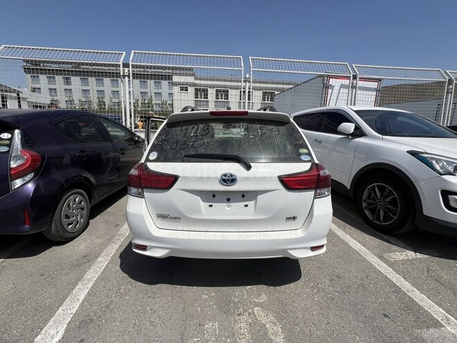 Toyota Corolla Fielder 2016, 135,000 km - 1.5 л - Bakı