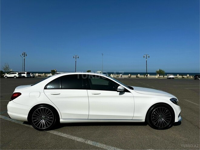 Mercedes C 300 2015, 140,000 km - 2.0 l - Sumqayıt