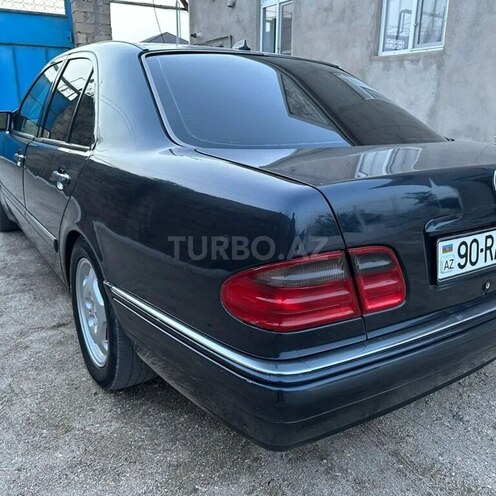 Mercedes E 240 1998, 396,852 km - 2.4 l - Ucar